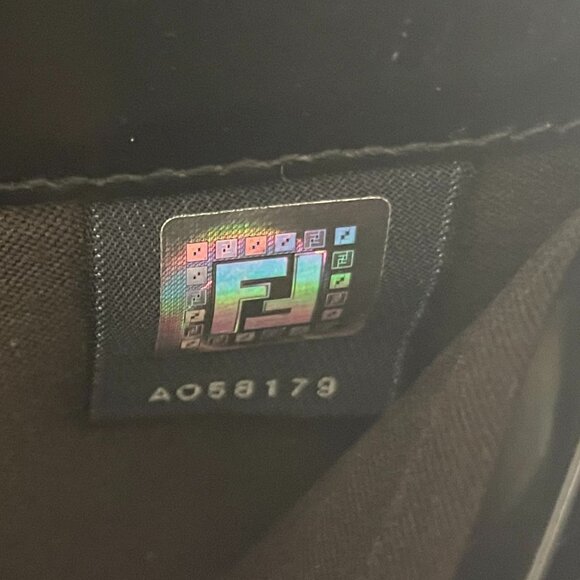 FENDI Black Leather Wallet w/Embossed Logo on Outside - Picture 8 of 16